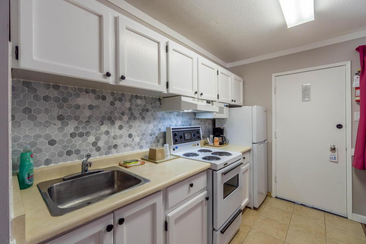 Canada'S Best Value Desert Inn & Suites Cache Creek Luaran gambar