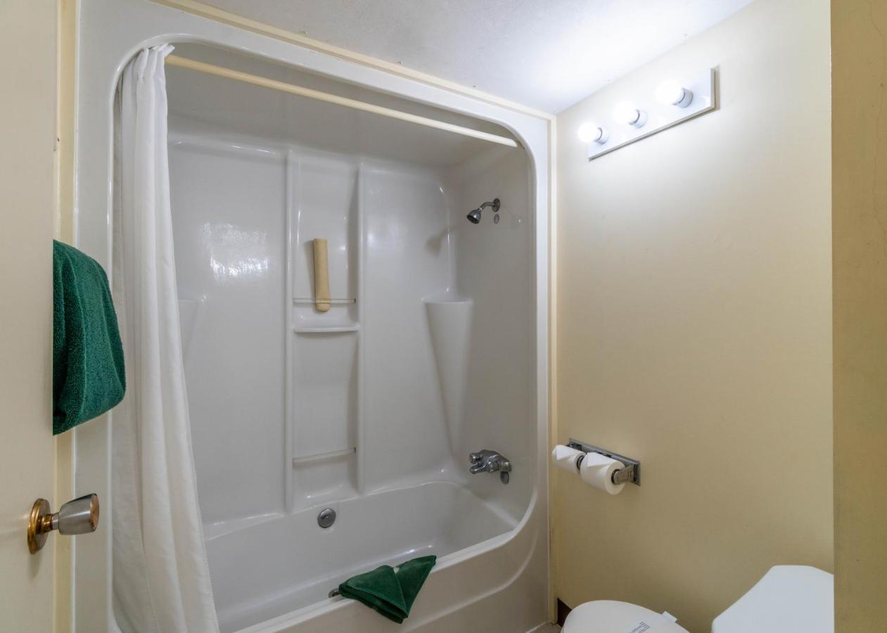 Canada'S Best Value Desert Inn & Suites Cache Creek Luaran gambar